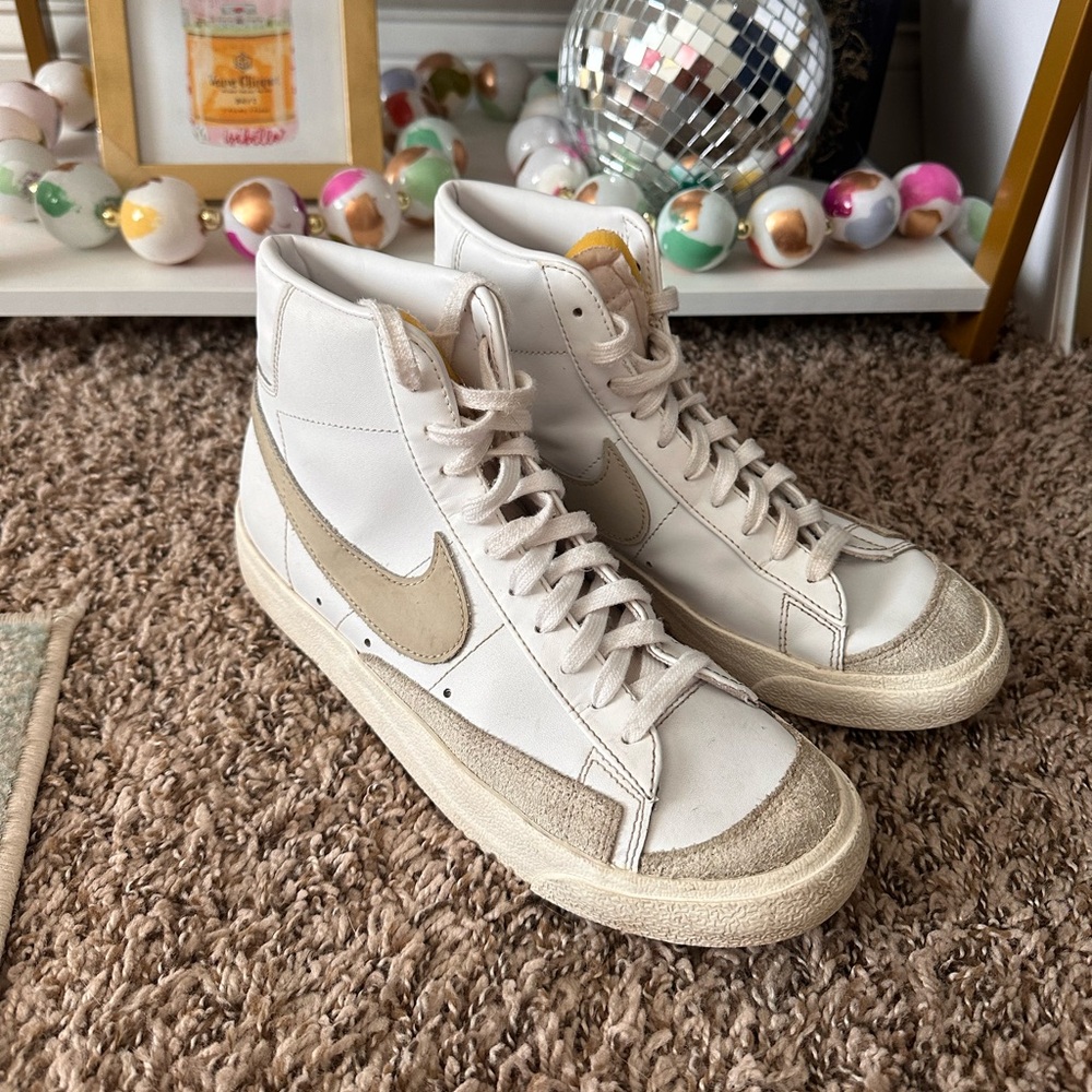 Nike Blazers Women’s